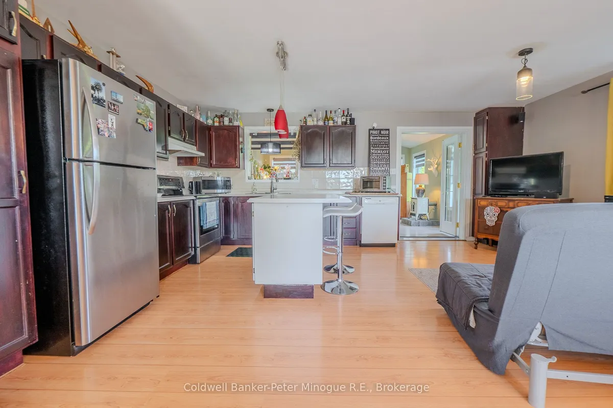 54 Lakeshore Drive, ON P0H 2H0