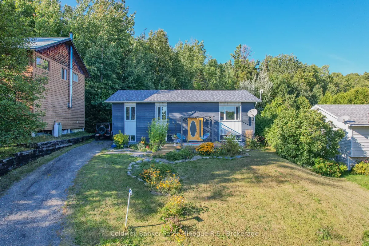 54 Lakeshore Drive, ON P0H 2H0