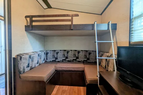 486 County Road 18 Cherry Beach Lane Road, ON K0K 1P0