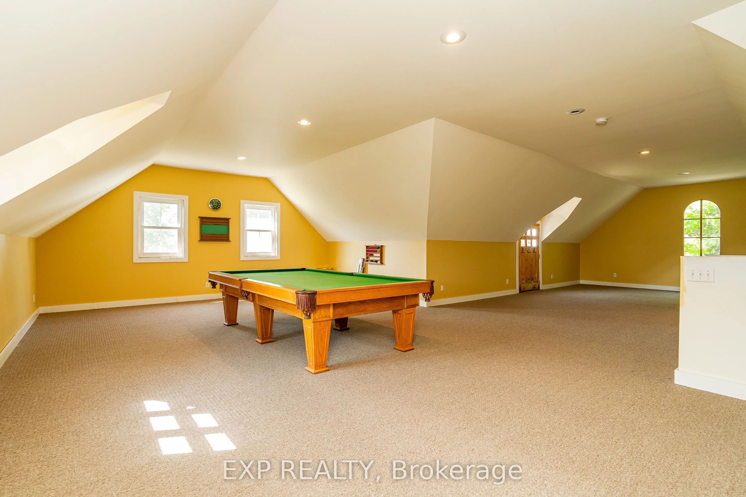 45 King Street, ON K0E 1G0