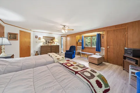 166 Lakeview Avenue, ON P0A 1M0