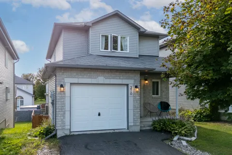 270 MICA Crescent, ON K4K 0E2