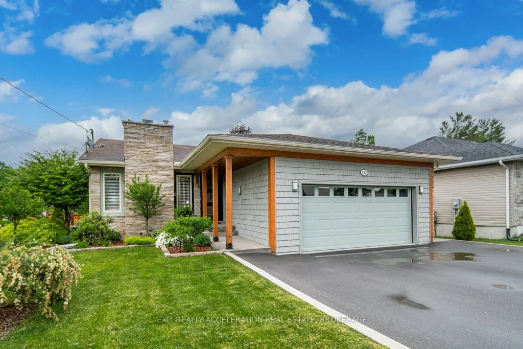 252 Bridge Street, ON K7R 3S8