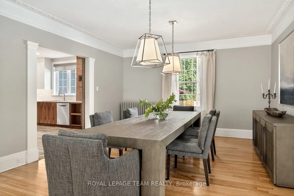 301 Buena Vista Road, ON K1M 0W1