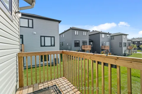 4556 Kelly Farm Drive, ON K1X 0G8