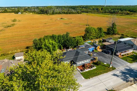 2011 Lakeshore Road, ON N1A 2W8