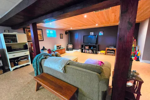 15206 Colonial Drive, ON K0C 1M0