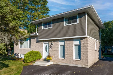 15 Lea Avenue, ON K8R 1G2