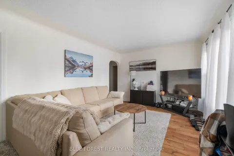 464 Ontario Street, ON N5W 3X2