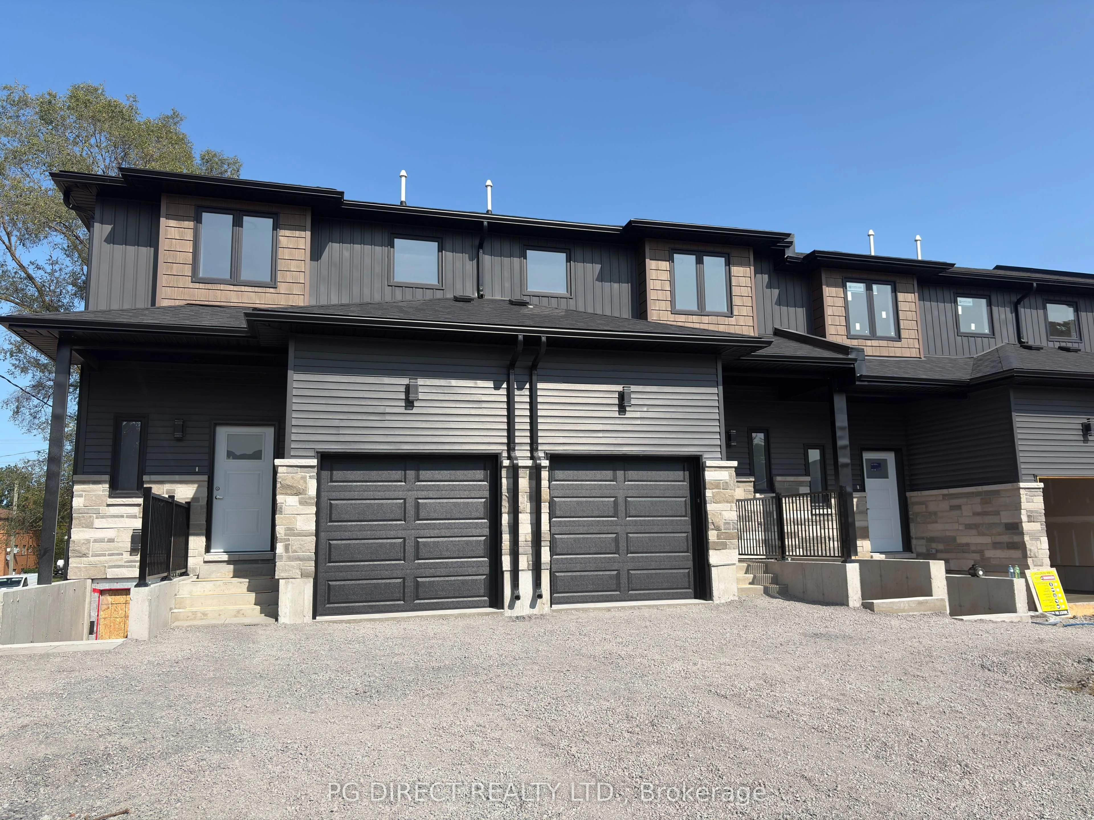89 Maclellan Avenue, ON K8V 5H5