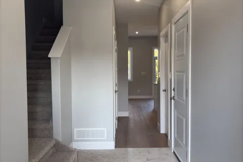 89 Maclellan Avenue, ON K8V 5H5