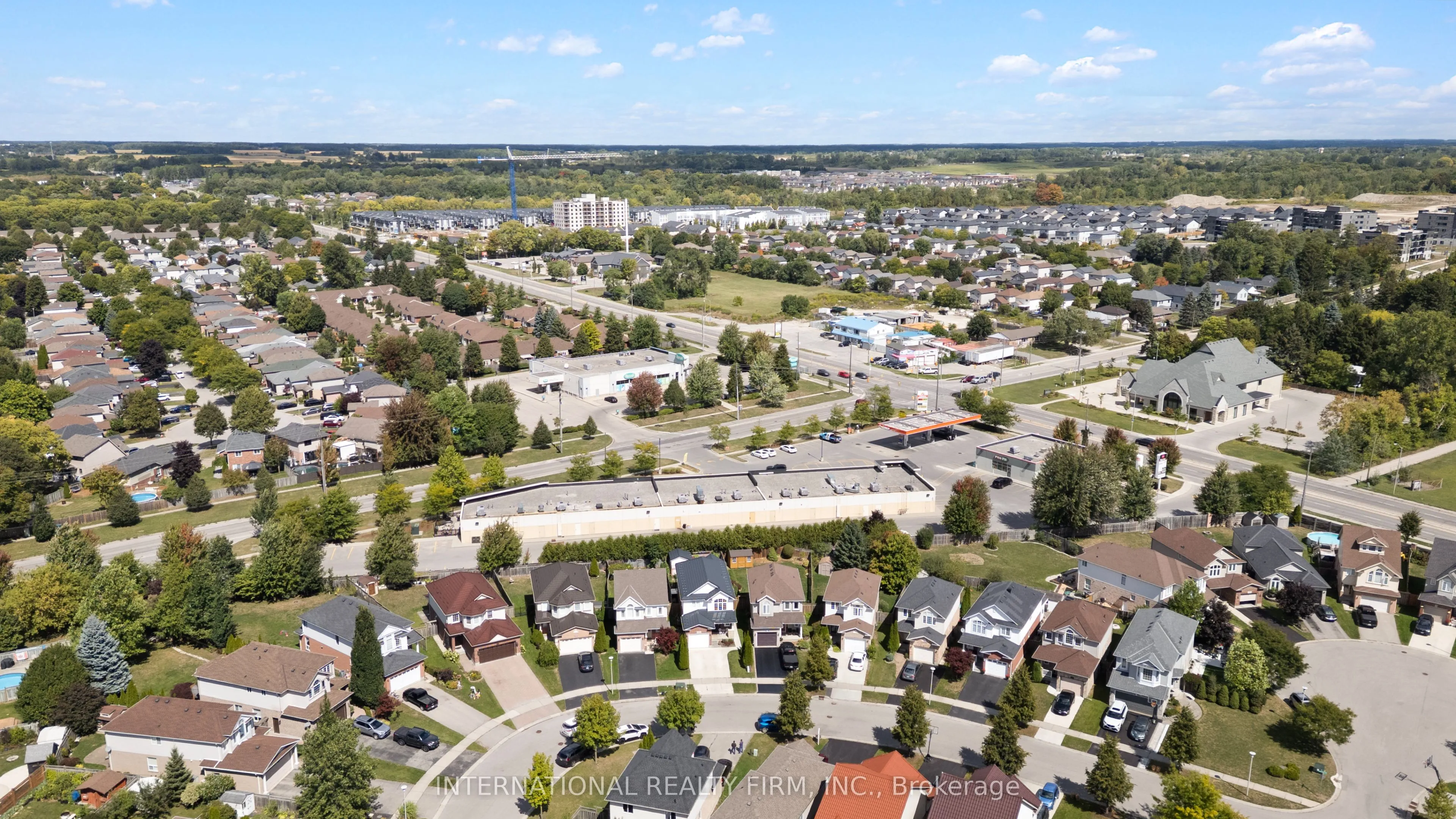 1055 CROSSCREEK Crescent, ON N5Y 6K9