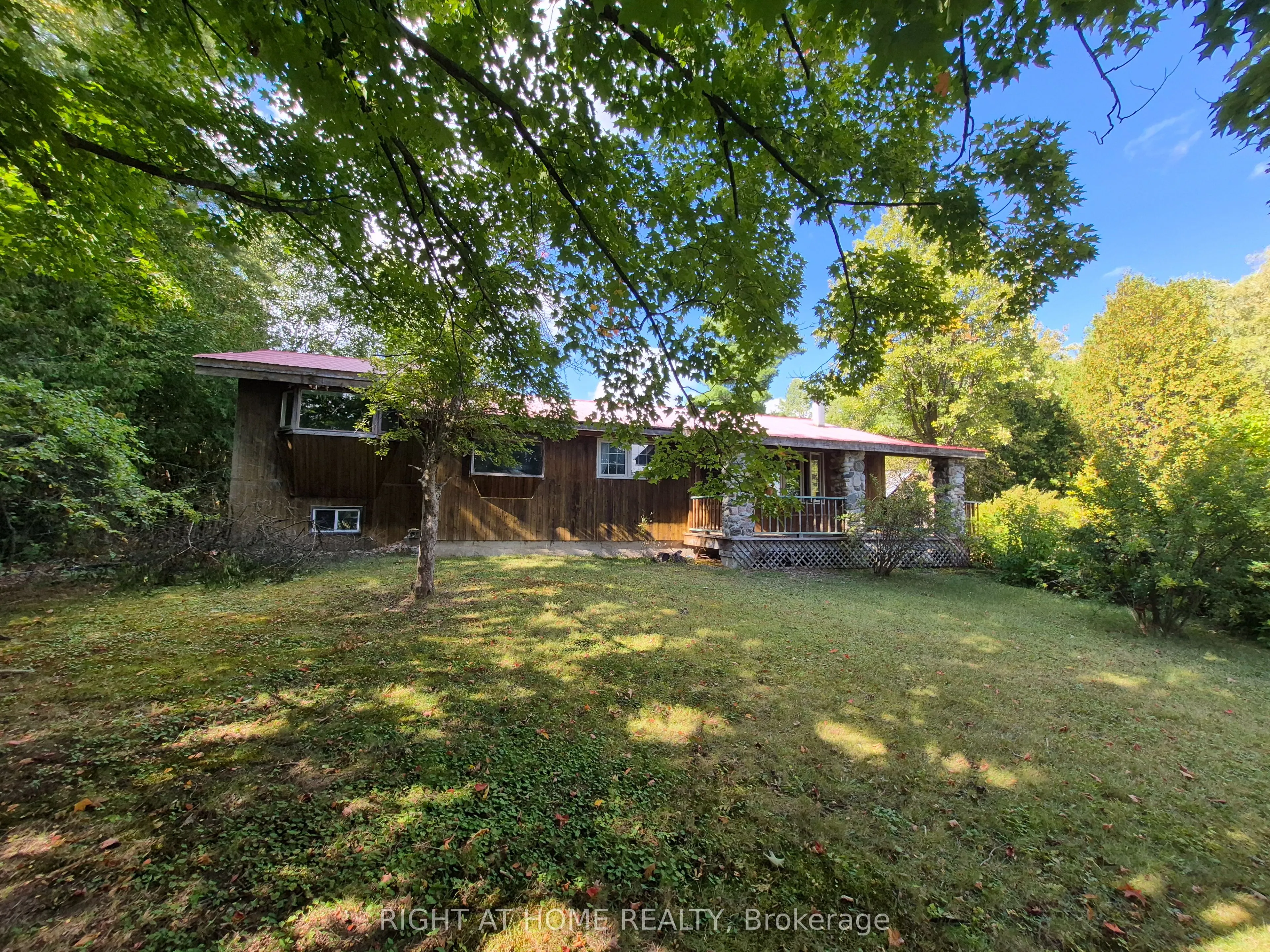 326 Calabogie Road, ON K7S 3G8