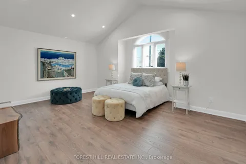 5515 Glenholme Avenue, ON L2G 4X8