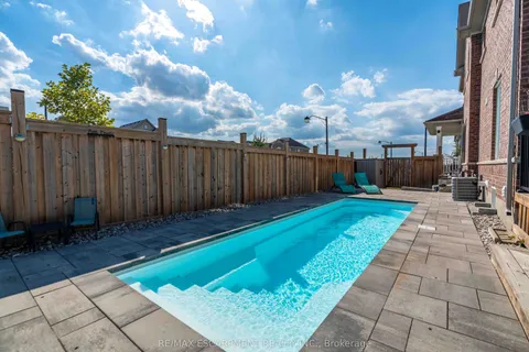 211 Odonnel Drive, ON L0R 1C0