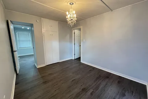 389 Lincoln Street, ON L3B 4N6