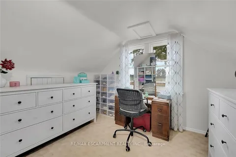 805 Broad Street, ON N1A 1H4