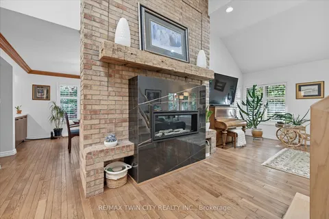 275 Greenbriar Road, ON L9G 2V4