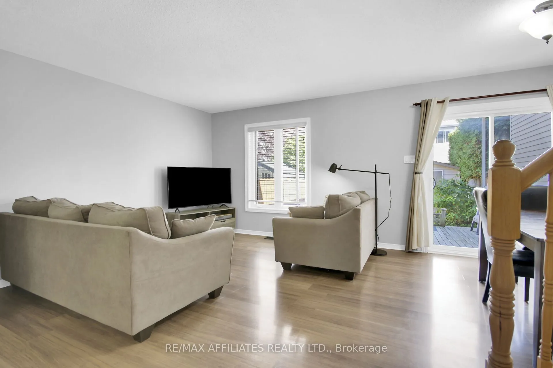 74 Markland Crescent, ON K2G 5Z6