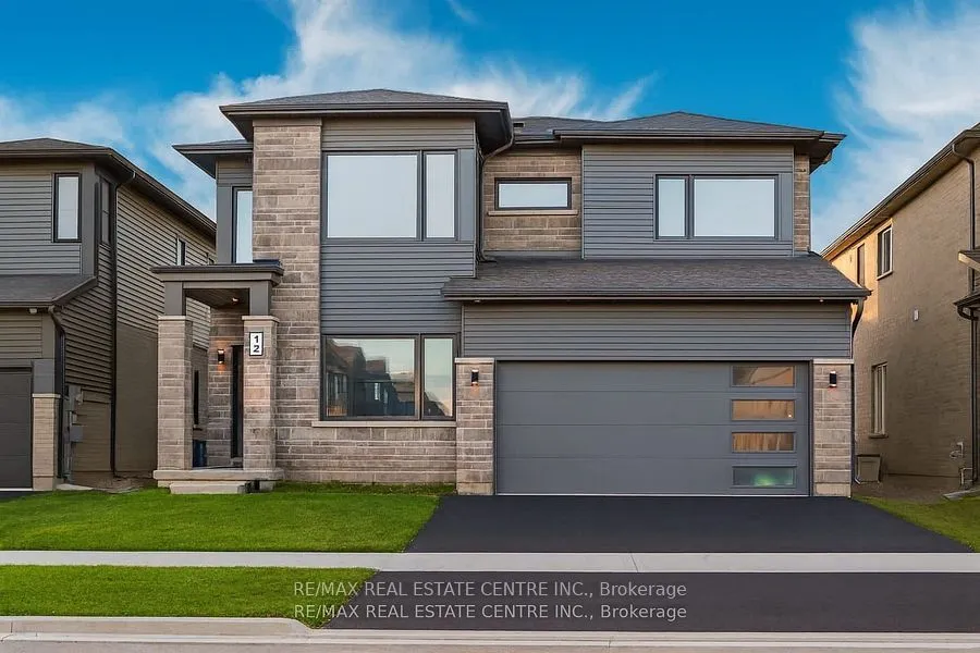 12 Swan Avenue, ON L0S 1E6