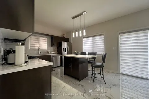 12 Swan Avenue, ON L0S 1E6