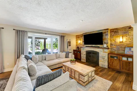 999 Governors Road, ON N3L 3E3