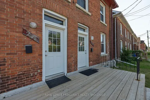 249 Division Street, ON K7K 3Z5