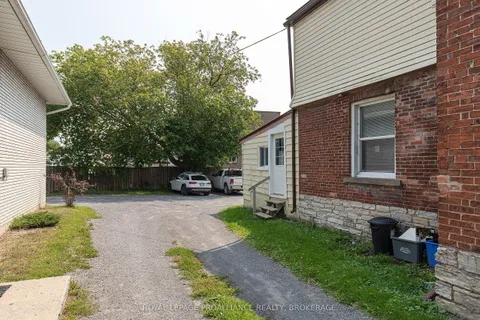 251 Division Street, ON K7K 3Z5