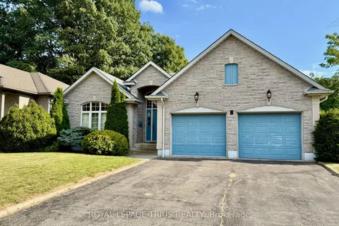 4 Orchard Crescent, ON N0E 1Y0