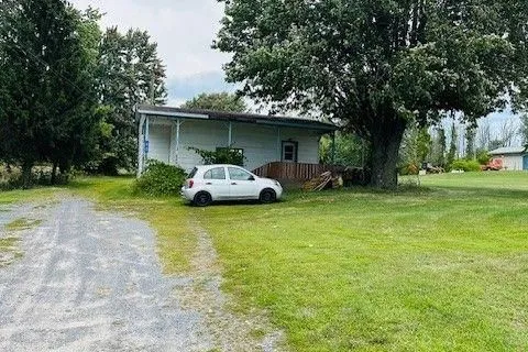 18787 County Rd 2 Road, ON K6H 7J8