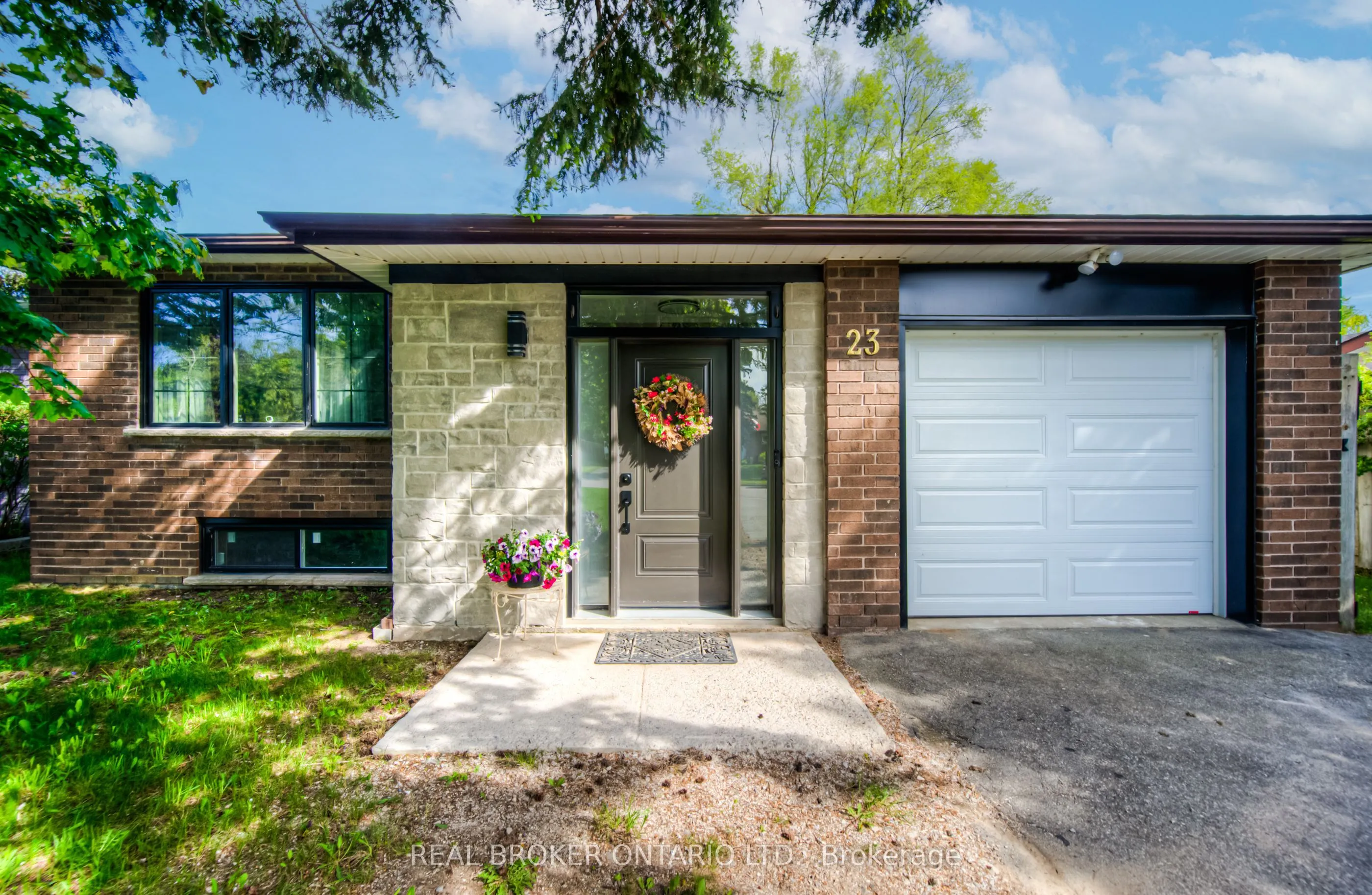 23 Carberry Road, ON N0B 1T0