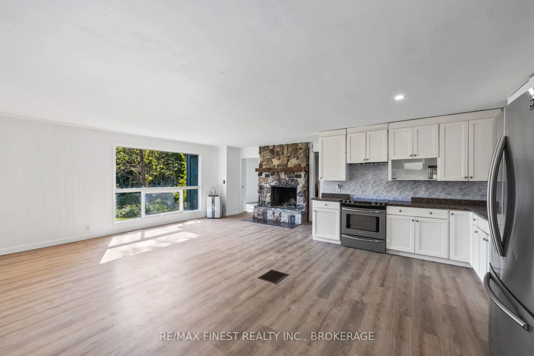 1523 Lake Road, ON K0K 1Z0