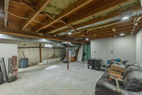 1523 Lake Road, ON K0K 1Z0