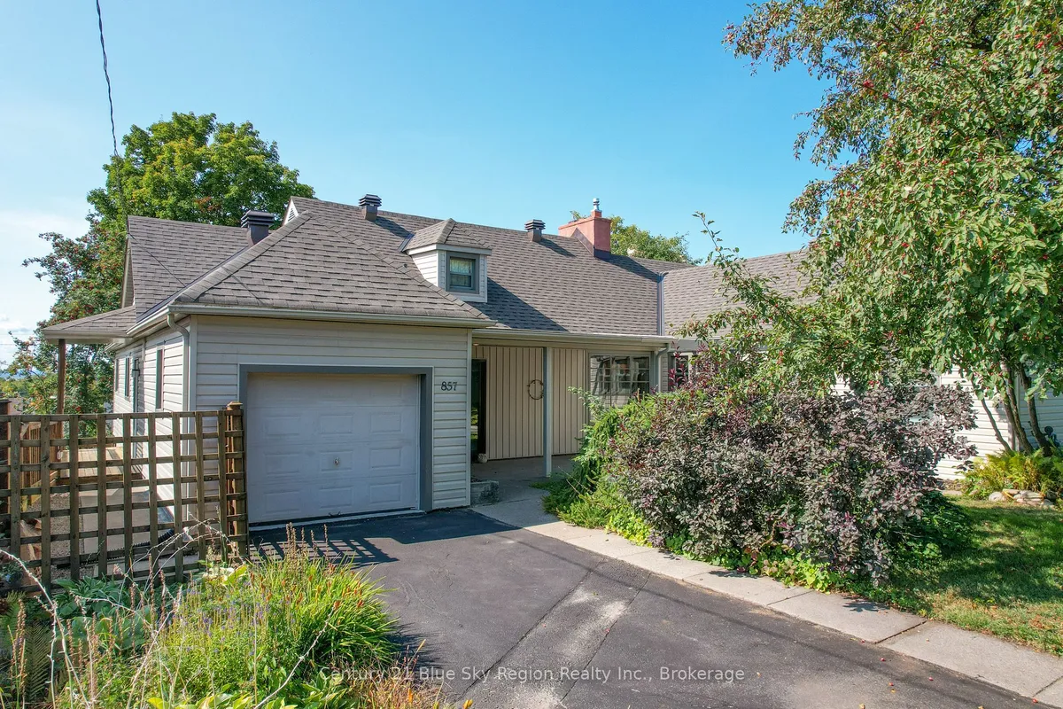 857 Bourke Street, ON P1B 3K5