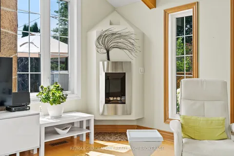 227 RIVERVIEW Boulevard, ON L2T 3N2