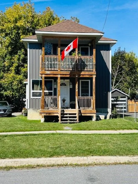 704-706 First Street, ON K6H 1M4