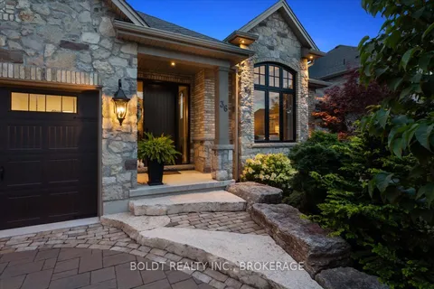 36 Philmori Boulevard, ON L0S 1E5