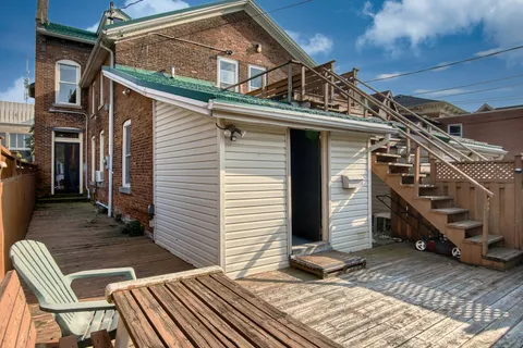 37 Church Street, ON L2R 3B7