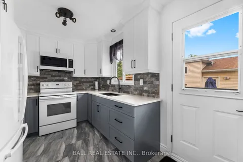 2 Hazel Street, ON K9V 5M2