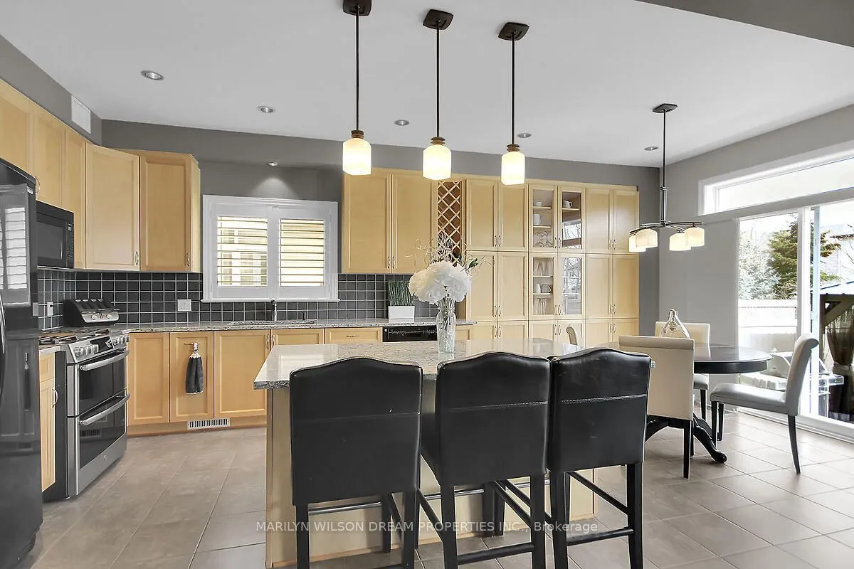 652 Netley Circle, ON K1T 0A4