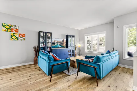 2 Rapley Boulevard, ON L1A 4J7