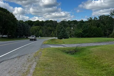 128 County Road, ON K0K 1C0