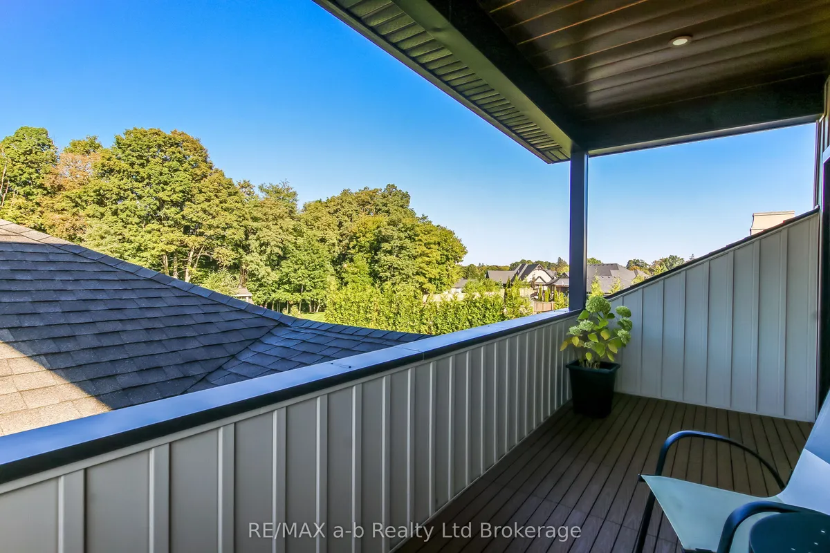 48 OTTERVIEW Drive, ON N0J 1R0