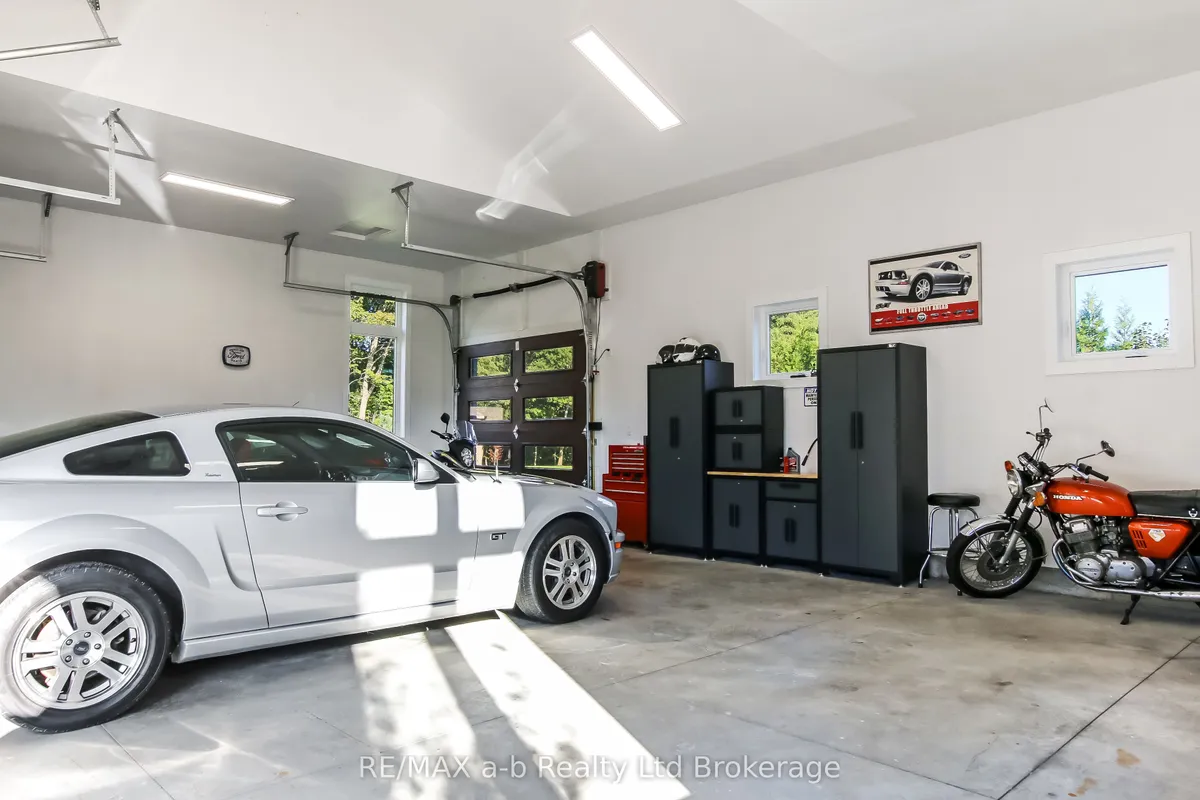 48 OTTERVIEW Drive, ON N0J 1R0