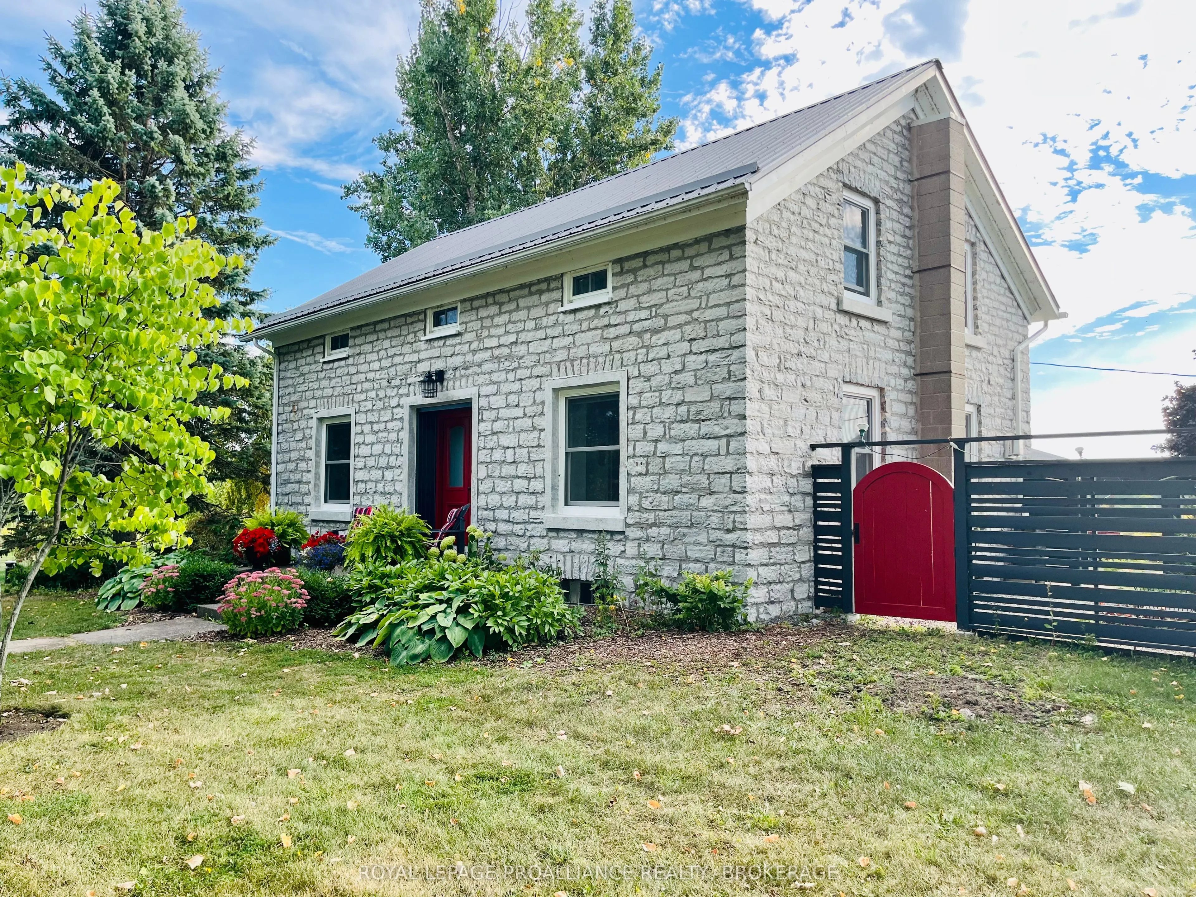 15 14th Line Road, ON K0H 2Y0