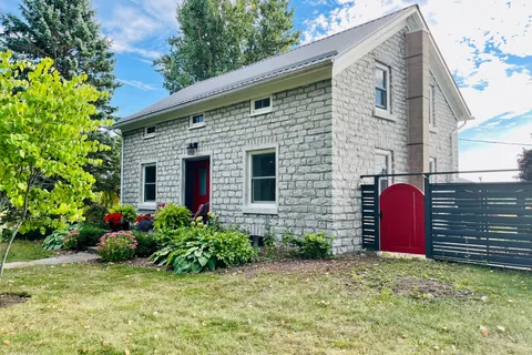 15 14th Line Road, ON K0H 2Y0