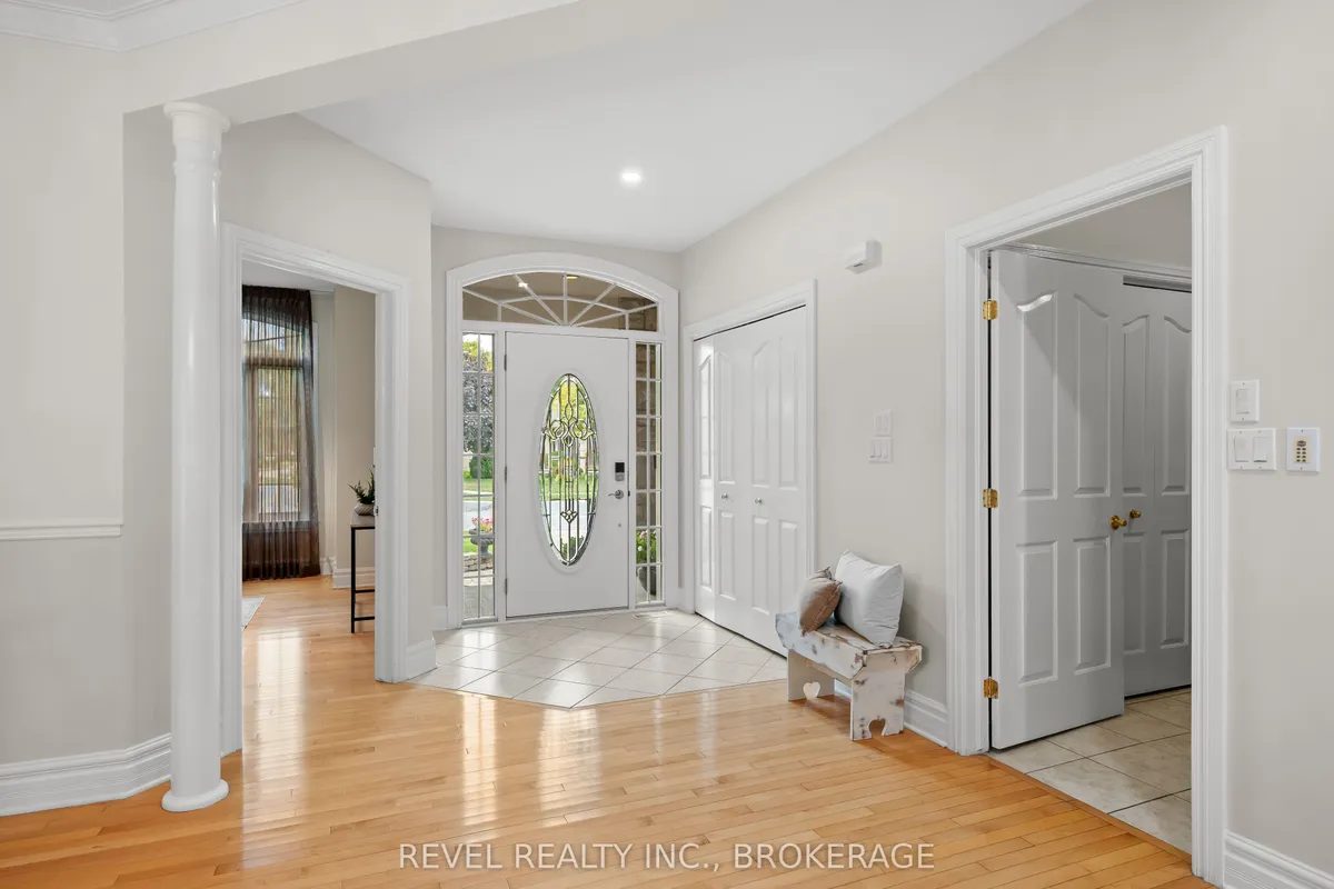 1116 Trailhead Place, ON K7M 9H3