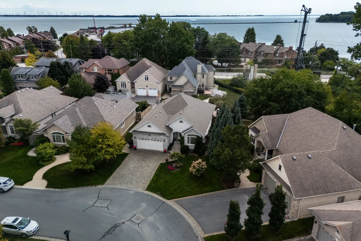 1116 Trailhead Place, ON K7M 9H3