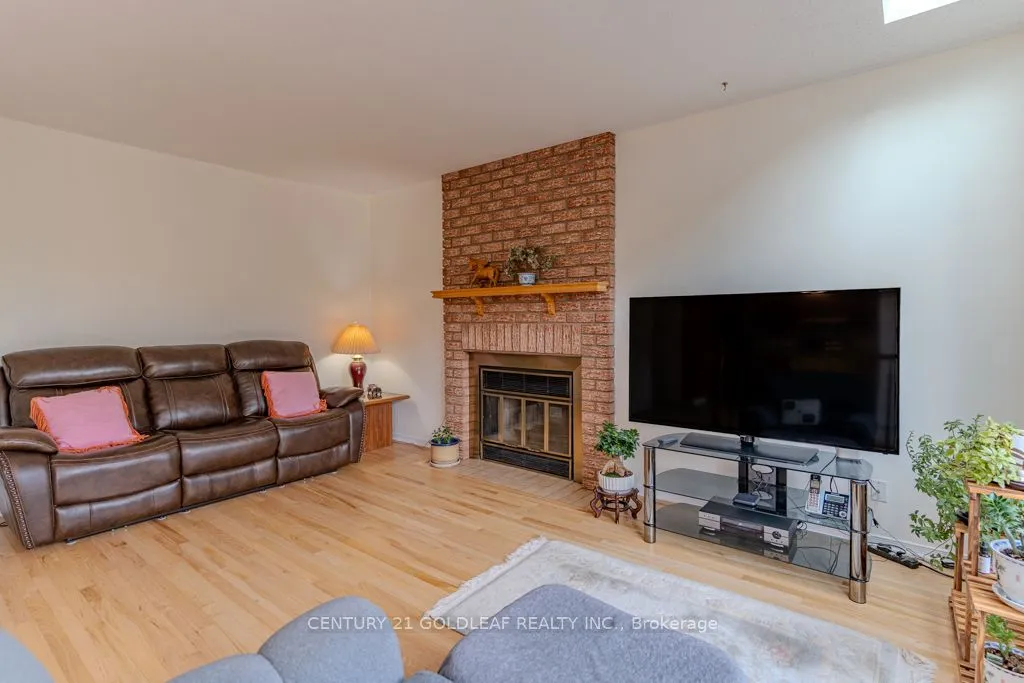 612 Chenier Way, ON K4A 1R1