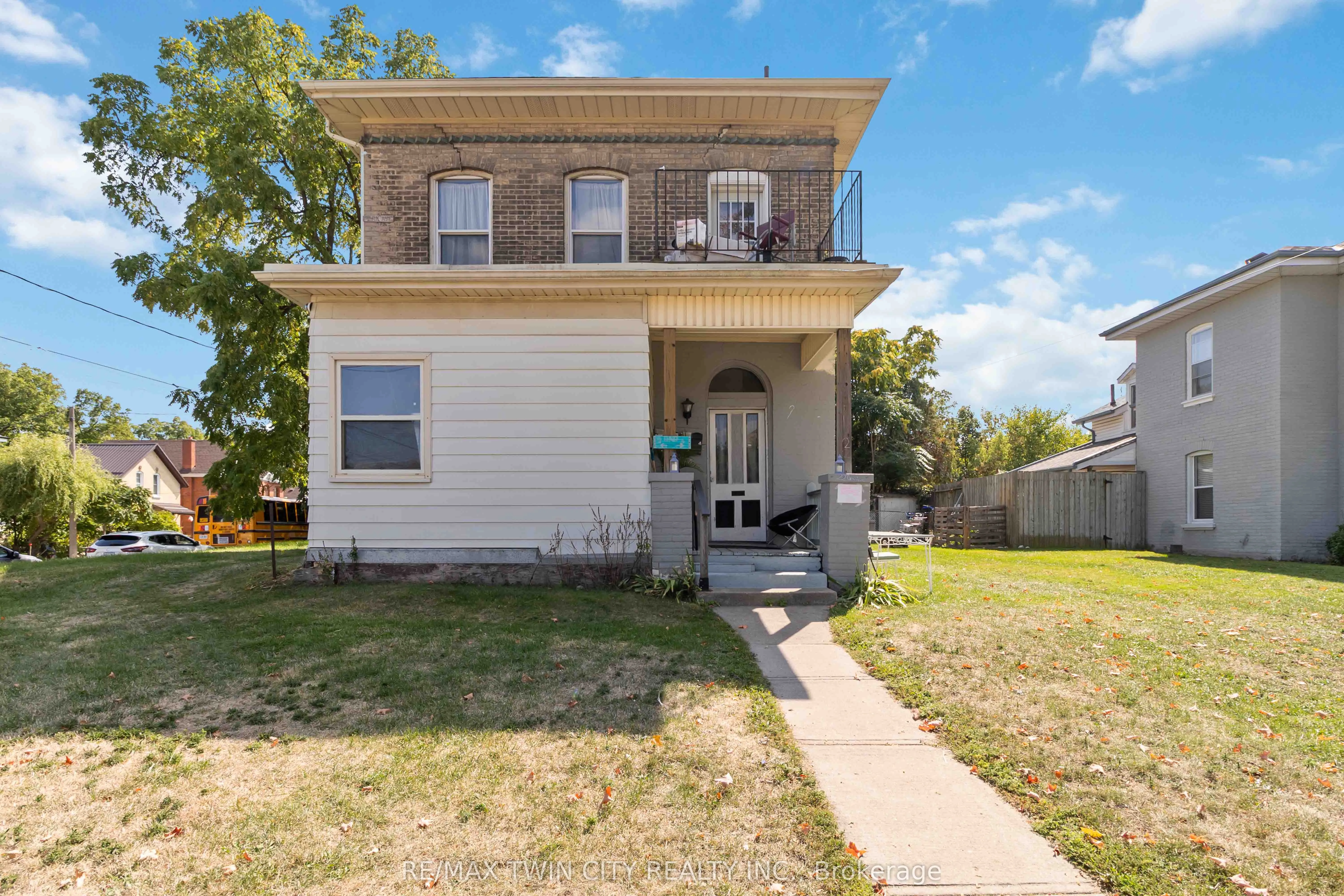 22 Park Avenue, ON N3S 5H3